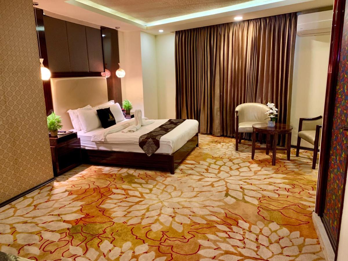 Hotel Noorjahan Grand Sylhet Ngoại thất bức ảnh